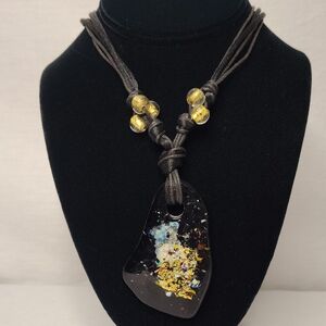 Hilary London Black and Gold Glass Art Pendant Necklace